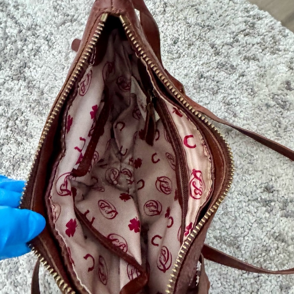 Lucky Brand Leather Crossbody Bag with Fringe & Zip Details - Picture 4 of 7